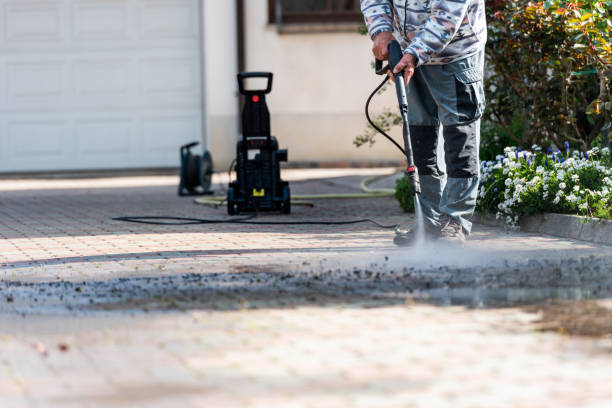 Pressure Washing Brick in Country Clu, MO
